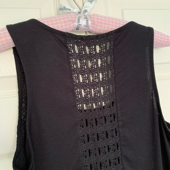 Nine 1 Eight~ Black Sleeveless Lace Tank Top-Small - Picture 6 of 12